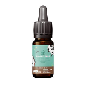 CBD olie 700 mg breedspectrum medium dog van Candid Tails